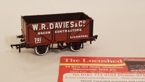 Bachmann 7 Plank Wagon W. R. Davies & Co exclusive to Bachmann Collectors Club (37-2011K)