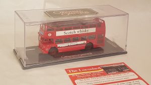The Original Omnibus Company - Corgi OOC OM45602 BMMO D9 bus London Transport Sightseeing Scotch Whisky