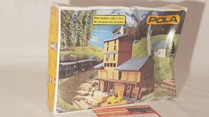 Pola  Saw Mill With Planks  Building Kit  241