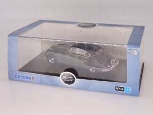 Oxford Automobile Company  Black Austin Princess (early)  AP001 - 1:43 Scale