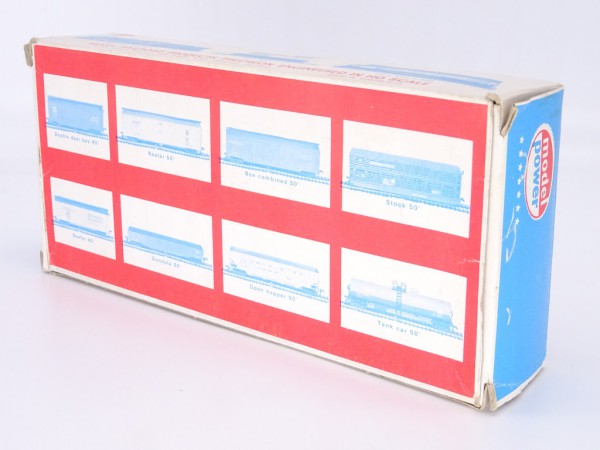 Model Power Great Northern Wood Style Plug Door Freight Car - Image 4