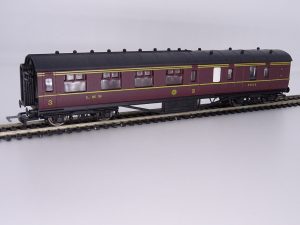 GMR  57 Brake 3rd Corridor LMS  54204-7 (Great Model Railways)