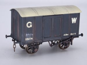 Ratio Plastic Kit – GWR (GW) – 10T Iron Mink Van – Excellent Condition