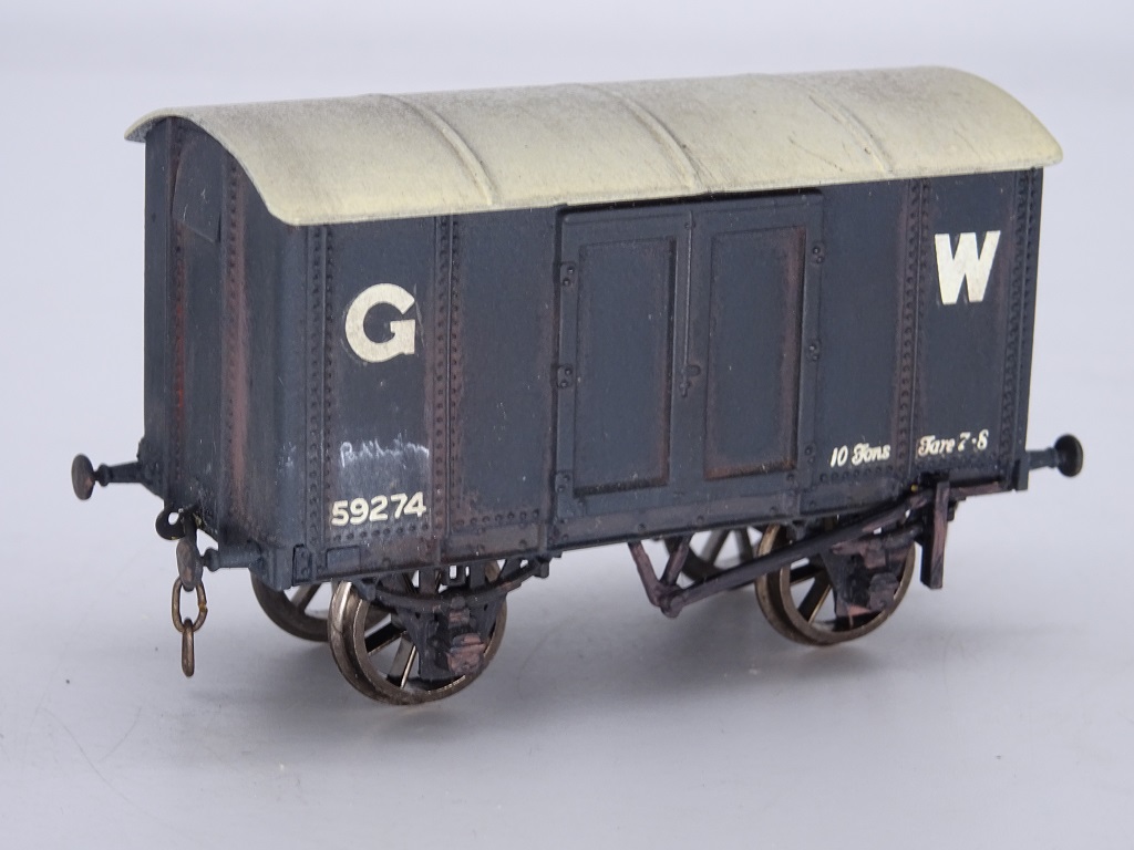 Ratio Plastic Kit GWR (GW) 10T Iron Mink Van Excellent Condition