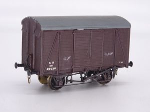 Ratio Plastic Kit  SR  12T Van (EP) 10 Wheelbase  Excellent Condition
