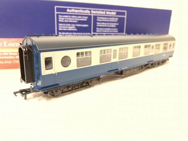 Bachmann 39-452A LMS 57ft Porthole Coach Corridor Second BR Blue & Grey - Image 2