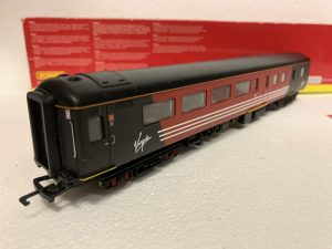 Hornby R4087H Virgin Mk2 Brake Coach '9526'