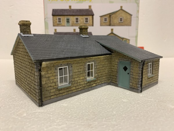 Hornby Skaledale R7266 The Old Refactory - Image 2
