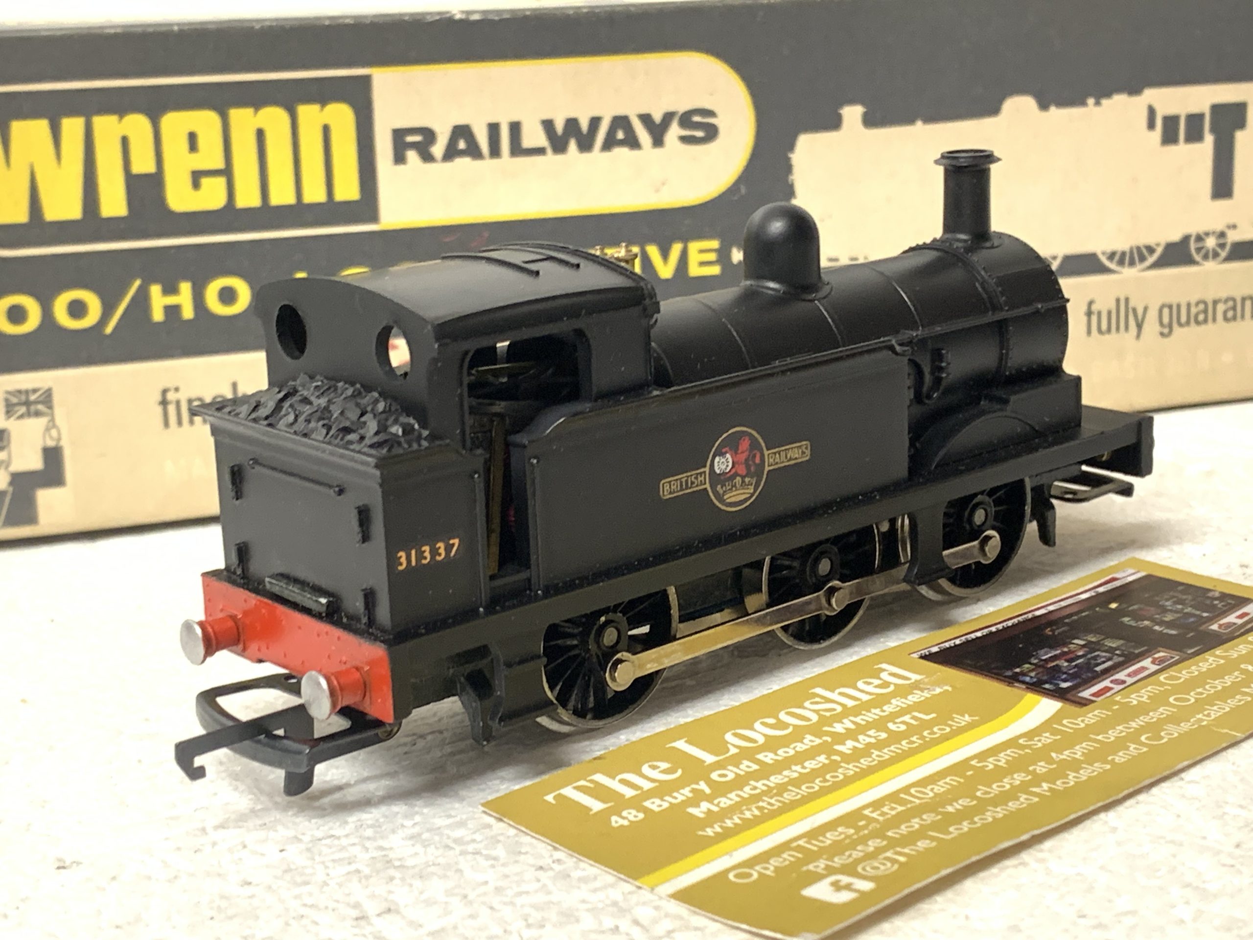 Wrenn Railways W2205 Class R1 0-6-0 Tank in BR unlined Black - Image 2