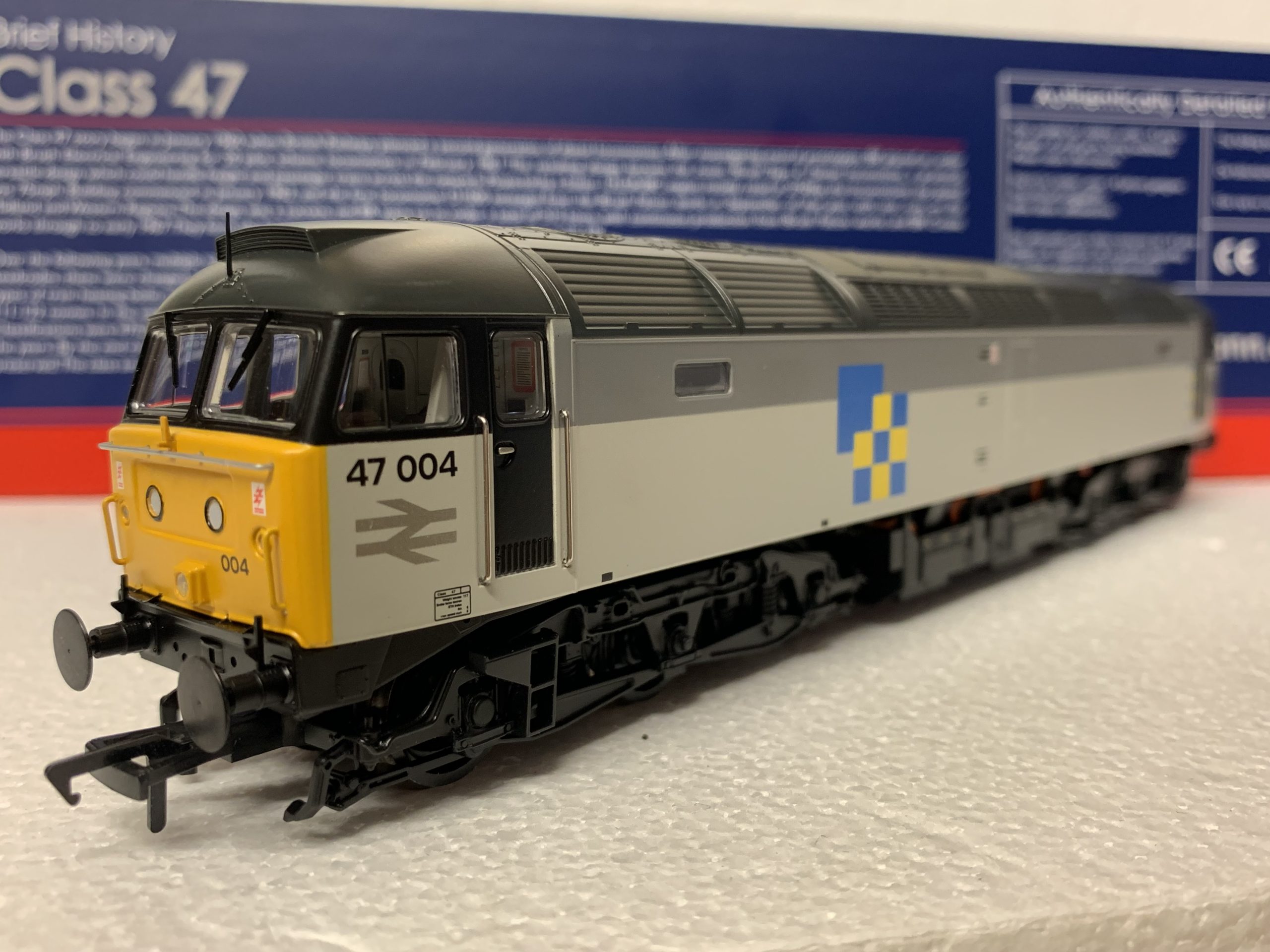 Bachmann 35-418 Class 47/0 47004 BR Railfreight Construction - The ...