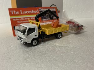 TINY Hong Kong 193 Mitsubishi Fuso Canter