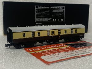 Graham Farish 374-038A BR MK1 BG Brake Gangwayed BR (WR) Chocolate & Cream