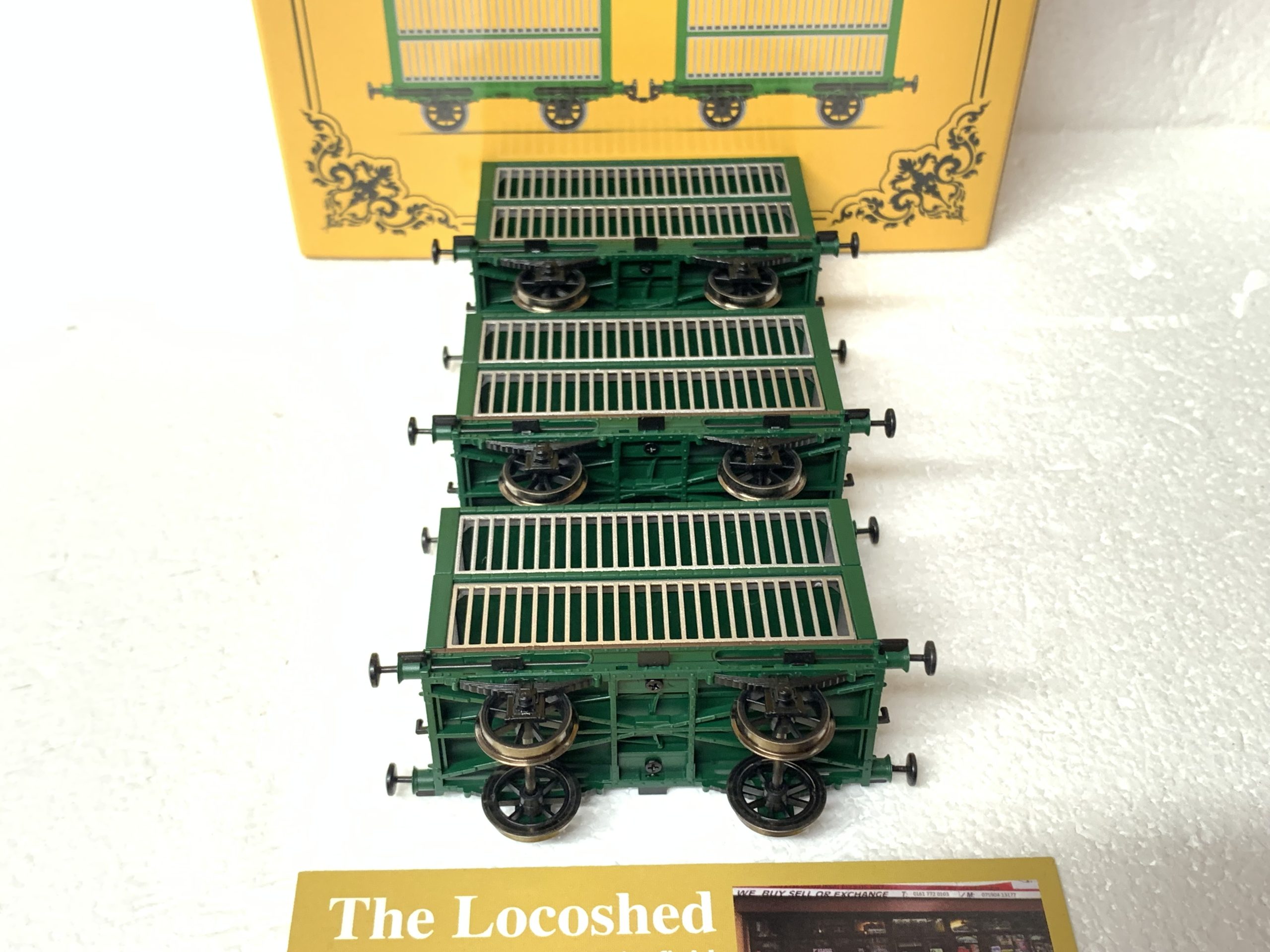 Hornby R60165 L&MR Sheep Wagon Pack - Image 3