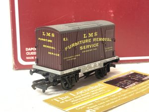 Dapol B544 LMS Conflat B300478 with Furniture Container