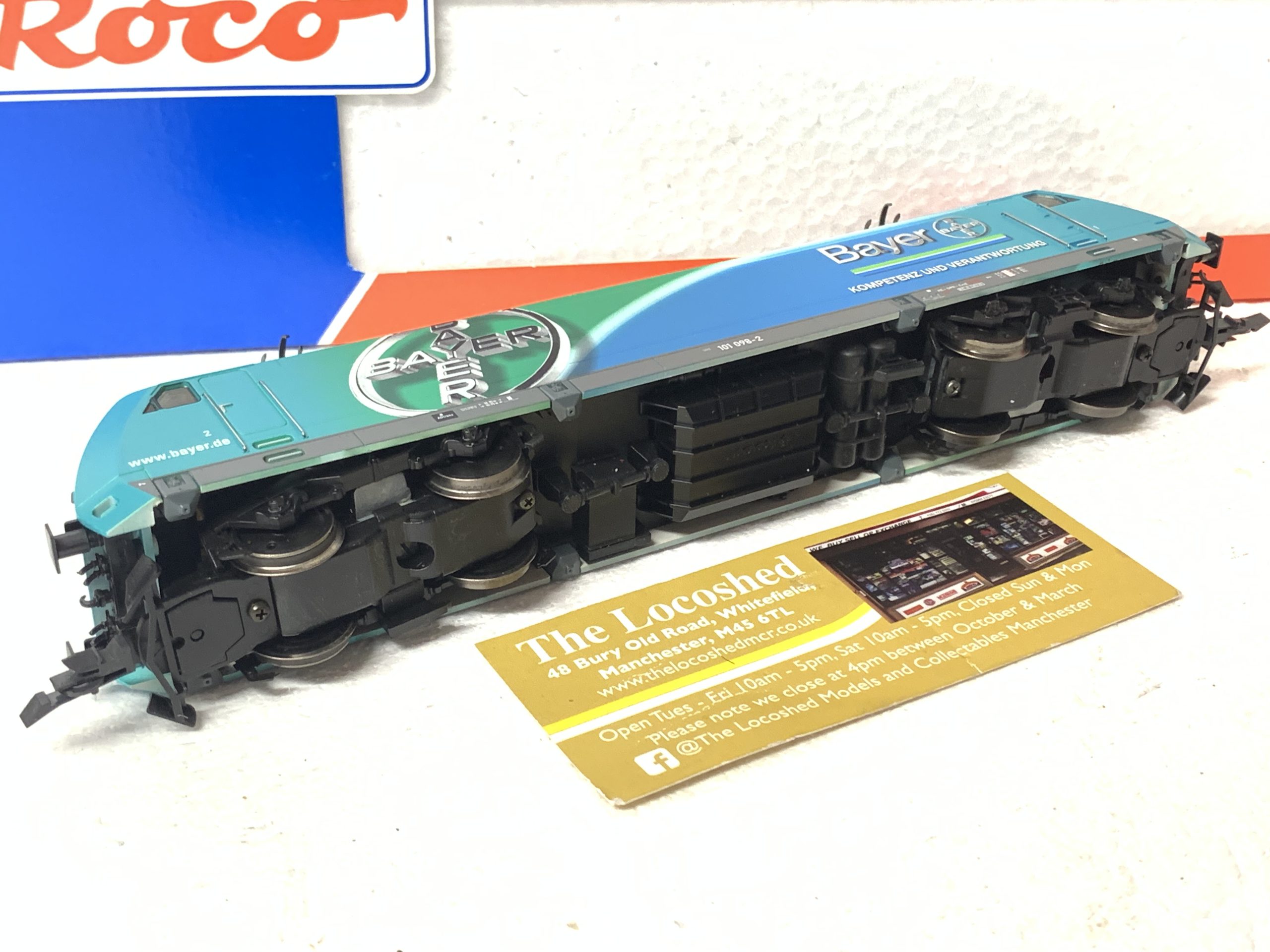 Roco HO 63723 DB BR 101 098-2 ''BAUER'' Electric Locomotive - Image 5
