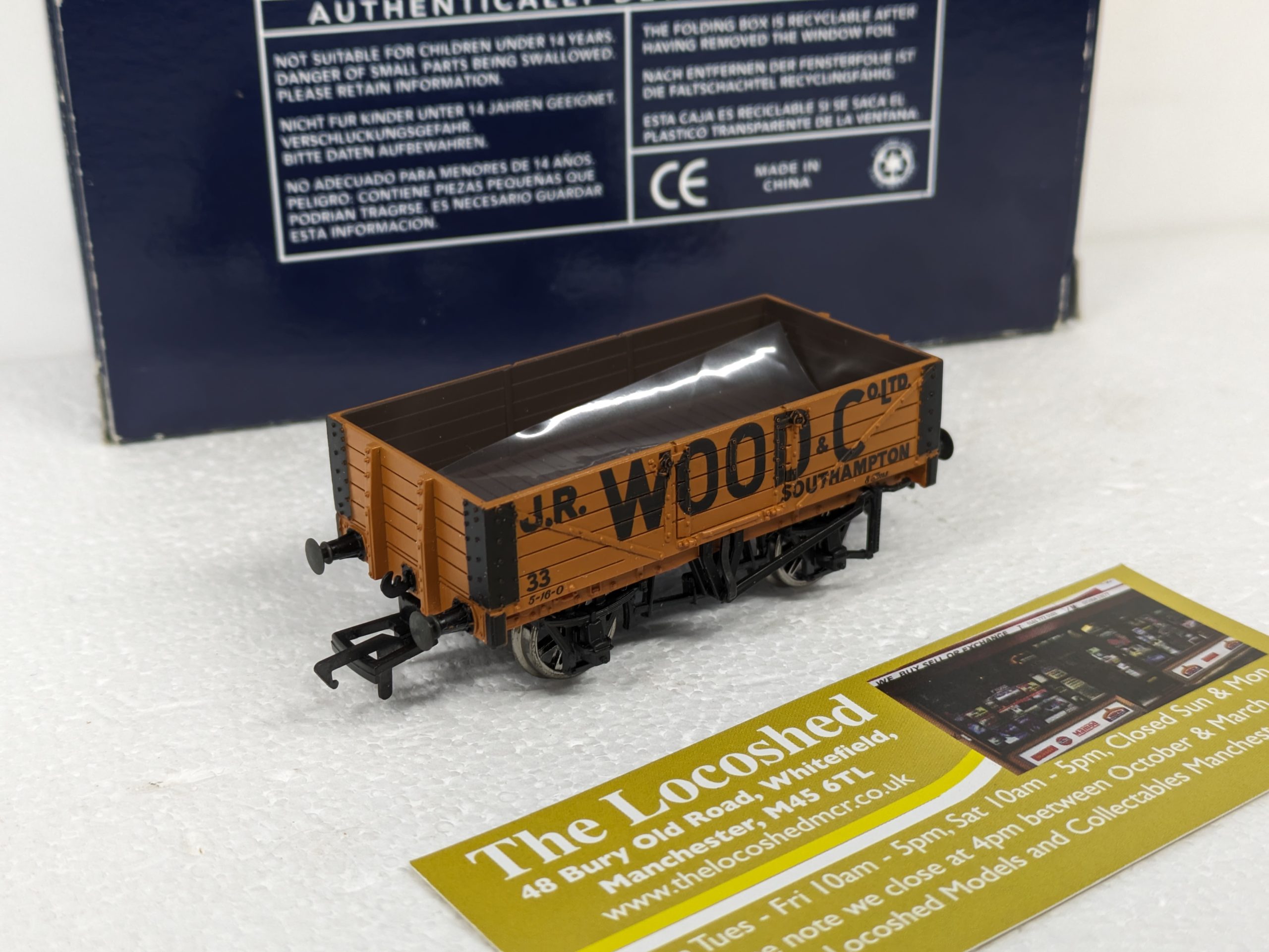 Bachmann 37-053 5 Plank Wagon 'J.R. Wood' - The Locoshed, WhiteField ...