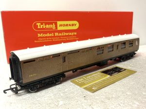 Tri-ang Hornby R746 L.N.E.R. Brake 3rd Coach