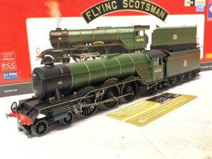 Hornby R3991 BR A3 Class 'Flying Scotsman'Diecast Footplate & Flickering Firebox - Era 4