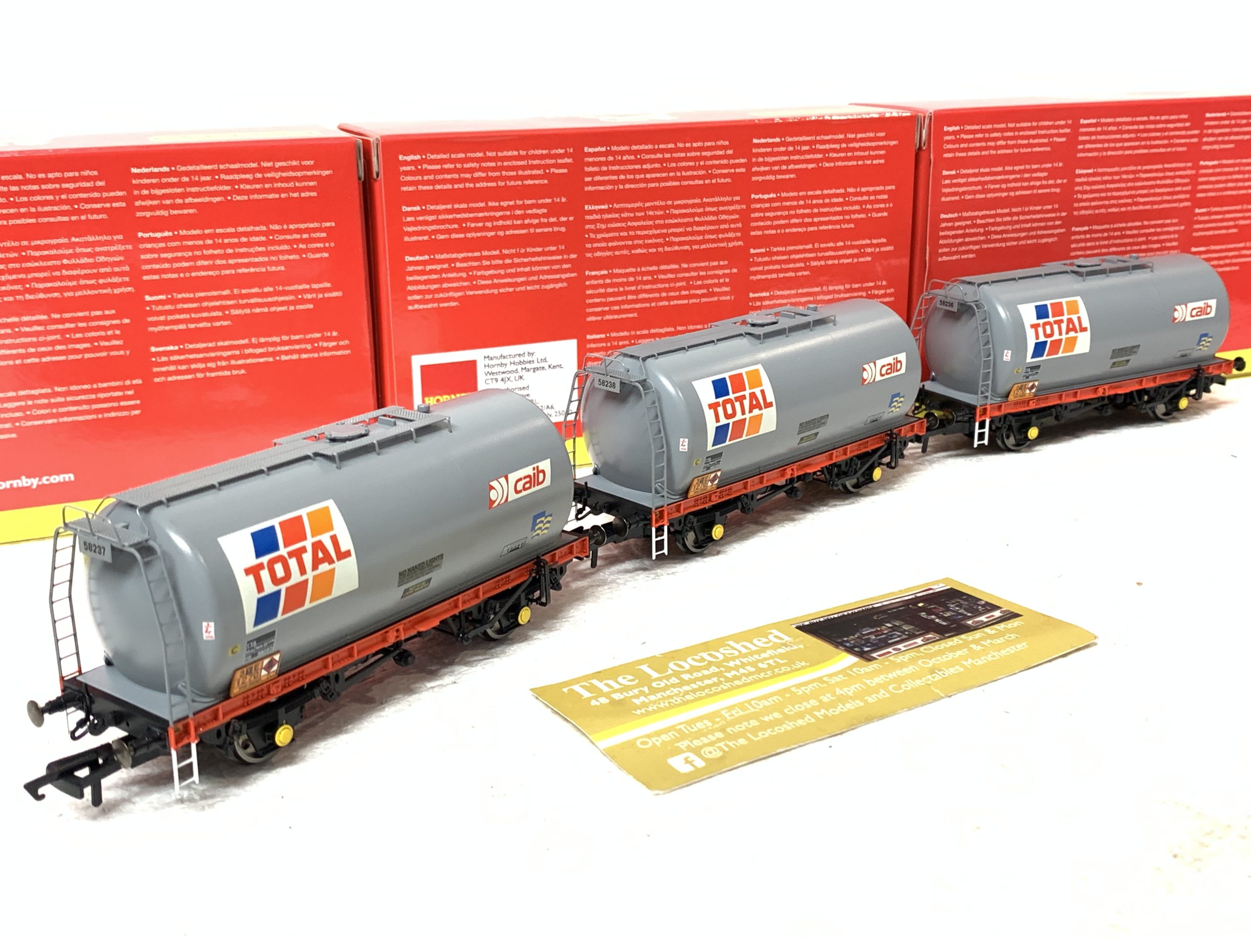 Hornby R60258 TTA Wagon 'Total' (3 Pack) - Image 2