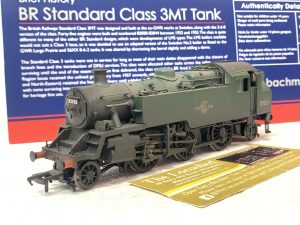 Bachmann 31-980 BR Standard Class 3MT 82020 BR Green Late Crest WEATHERED