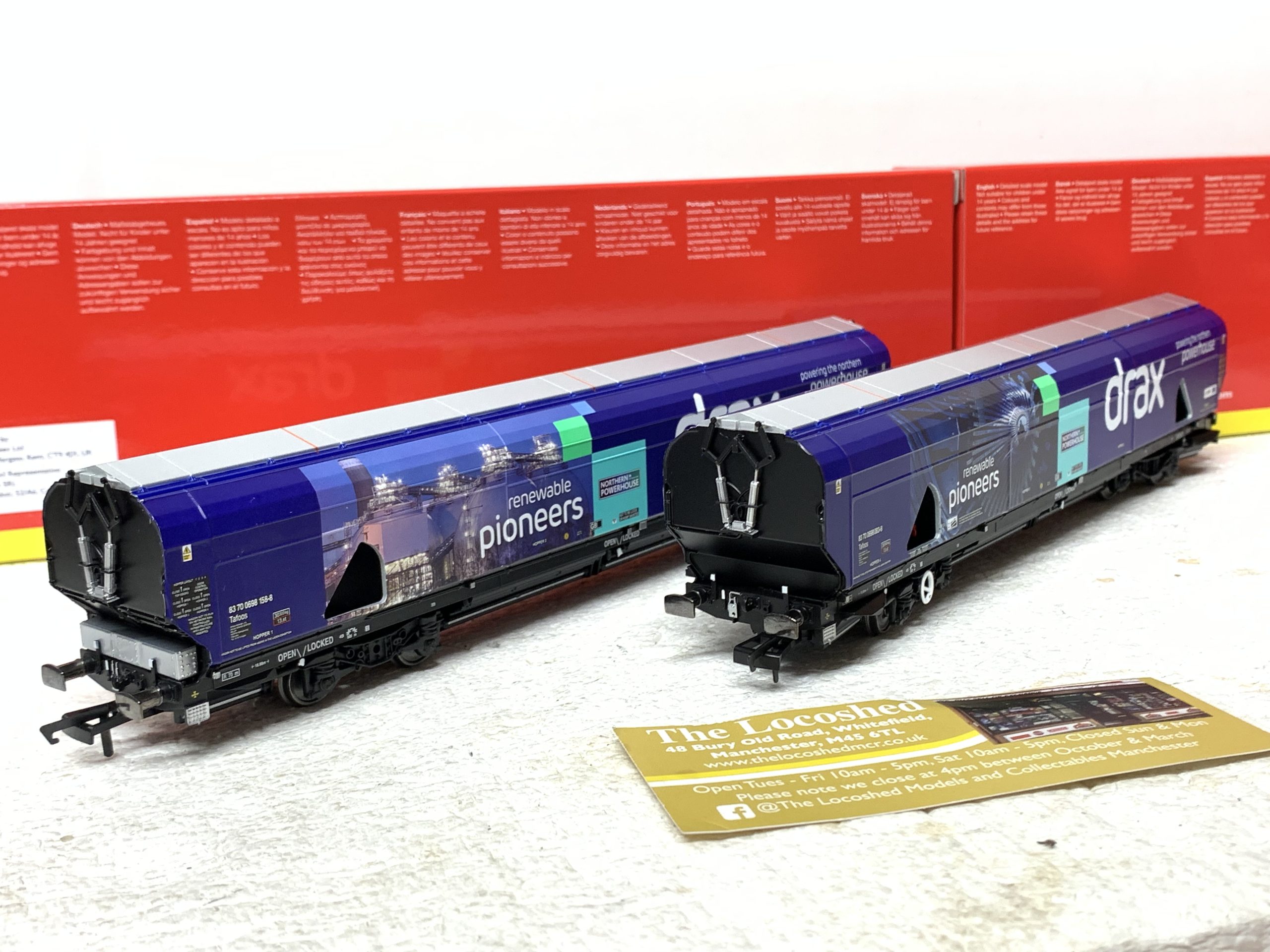 Hornby R60177A Drax Northern Powerhouse Biomass Wagon (2 PACK) - Image 2