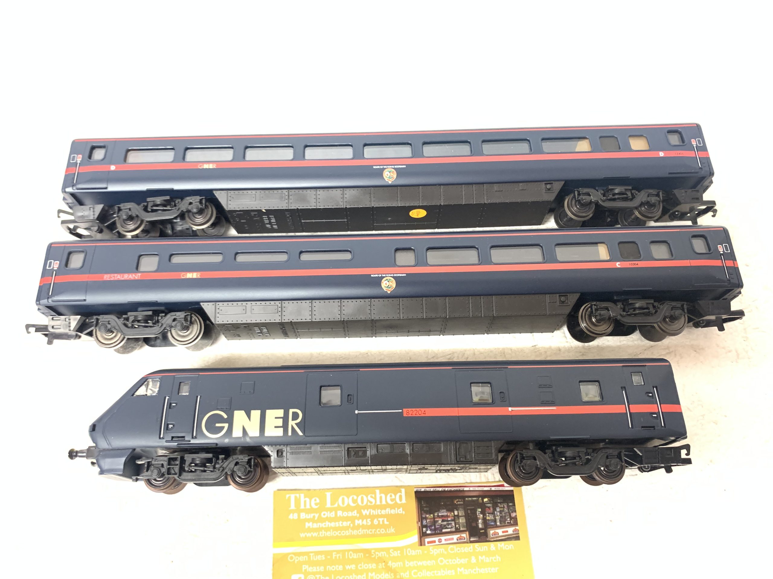 Hornby R.2002 Great North Eastern Railway 225 Train Pack - Image 5