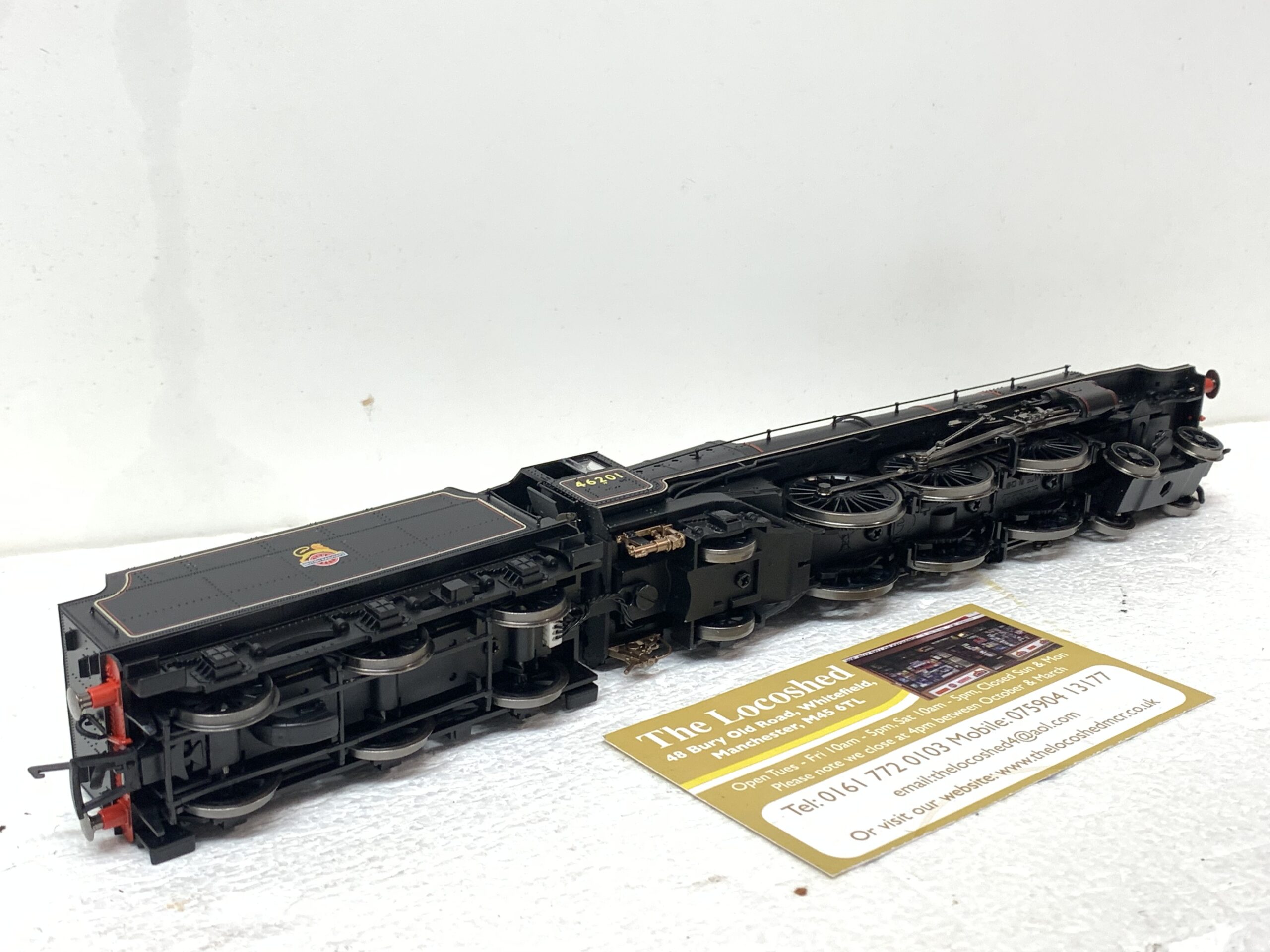 Limited Edition Hornby R1251M 'Celebrating 100 Years of Hornby' Train Set - Image 5