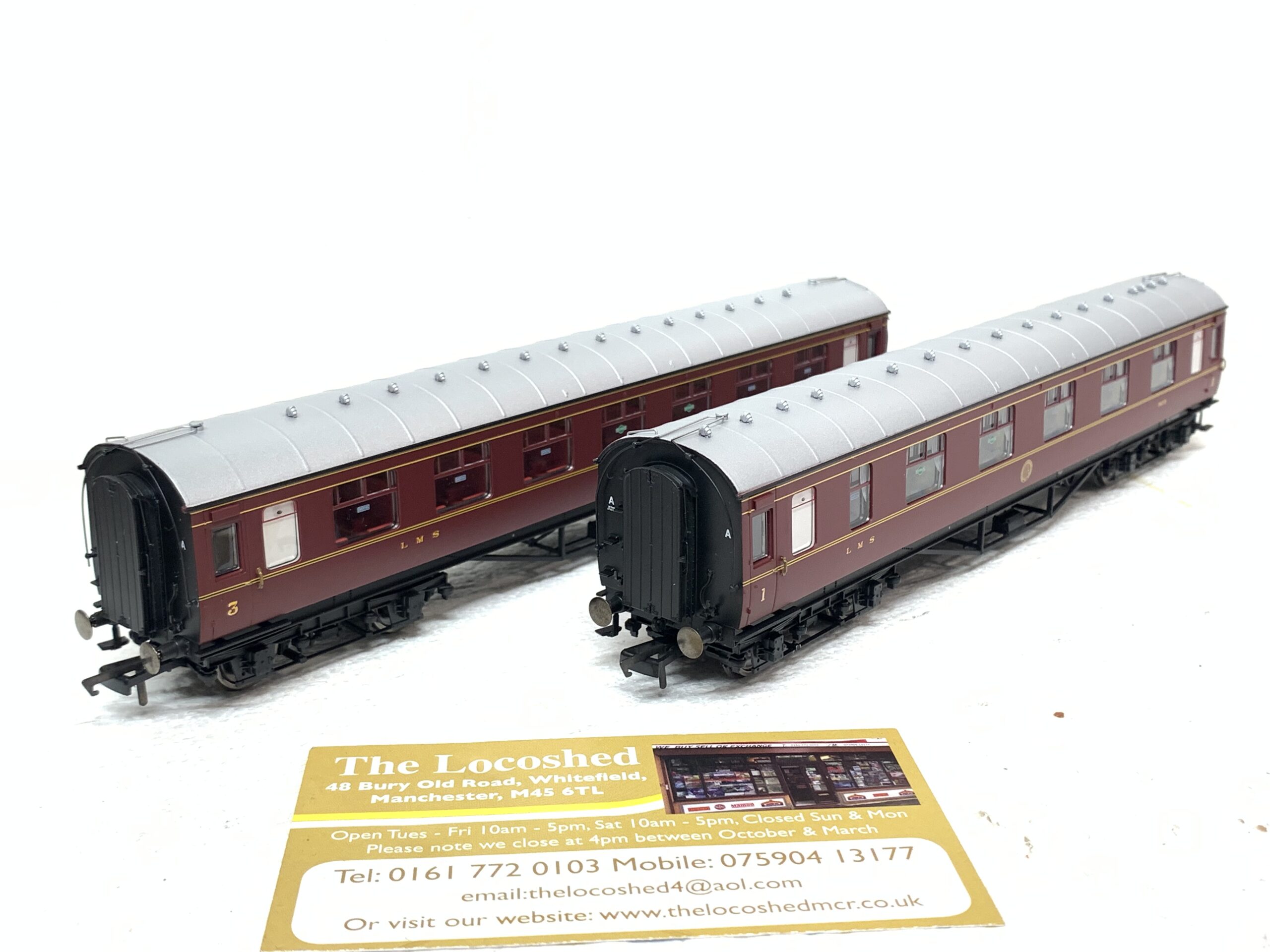 Limited Edition Hornby R1251M 'Celebrating 100 Years of Hornby' Train Set - Image 6
