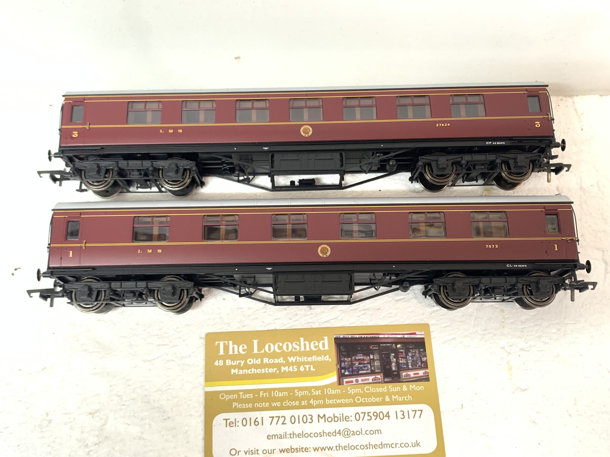 Limited Edition Hornby R1251M 'Celebrating 100 Years of Hornby' Train Set - Image 8