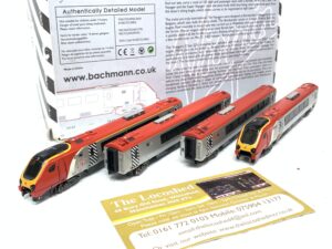 Graham Farish 371-675 Class 220 001 'Maiden Voyager' Virgin Trains 4 Car Unit