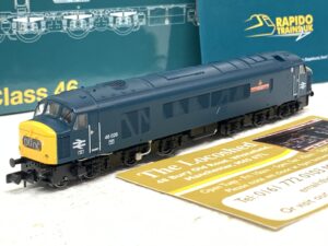Rapido Trains UK 948204 Class 46 BR Blue with Headcode Blinds 46026 'Leicestershire and Derbyshire Yeomanry'