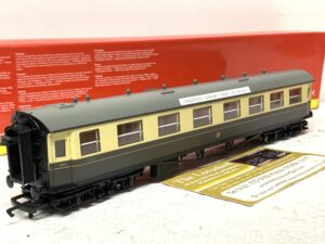 Hornby R4026B G.W.R Centenary Composite Coach 6660