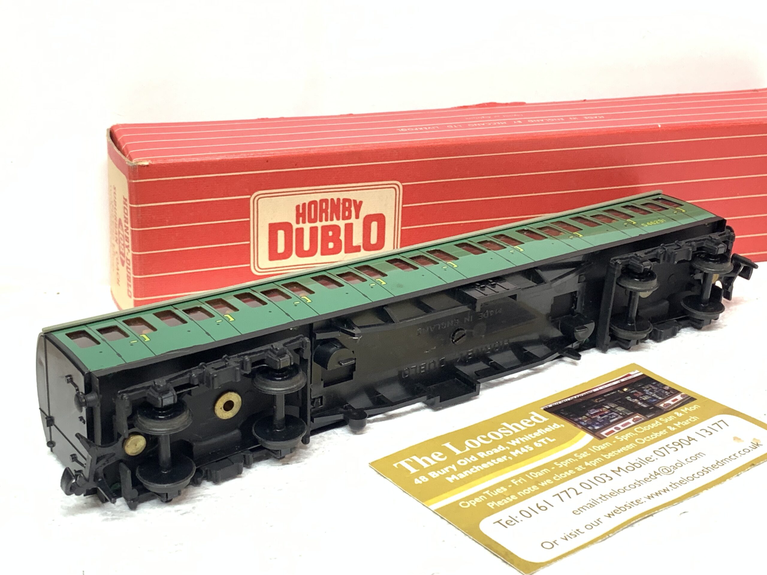 Hornby Dublo 4081 Suburban Coach 2nd Class SR with Interior Fittings - Image 3