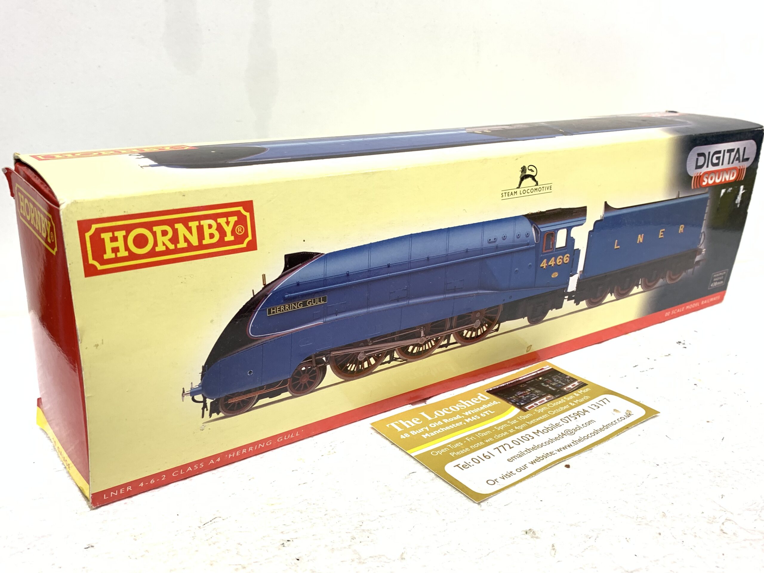 DCC SOUND, RENAMED Hornby R2805XS LNER Class A4 4-6-2 'Sir Nigel Gresley' - Image 6