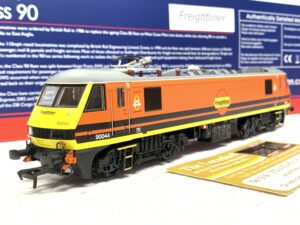 Bachmann 32-617 Class 90 90044 Freightliner G&W