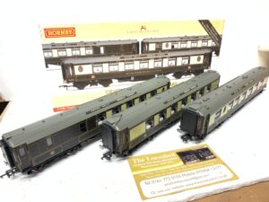 Hornby R4380 'Devon Belle' Pullman Cars Pack