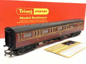 Tri-ang Hornby R.748 L.M.S. Brake Composite Coach
