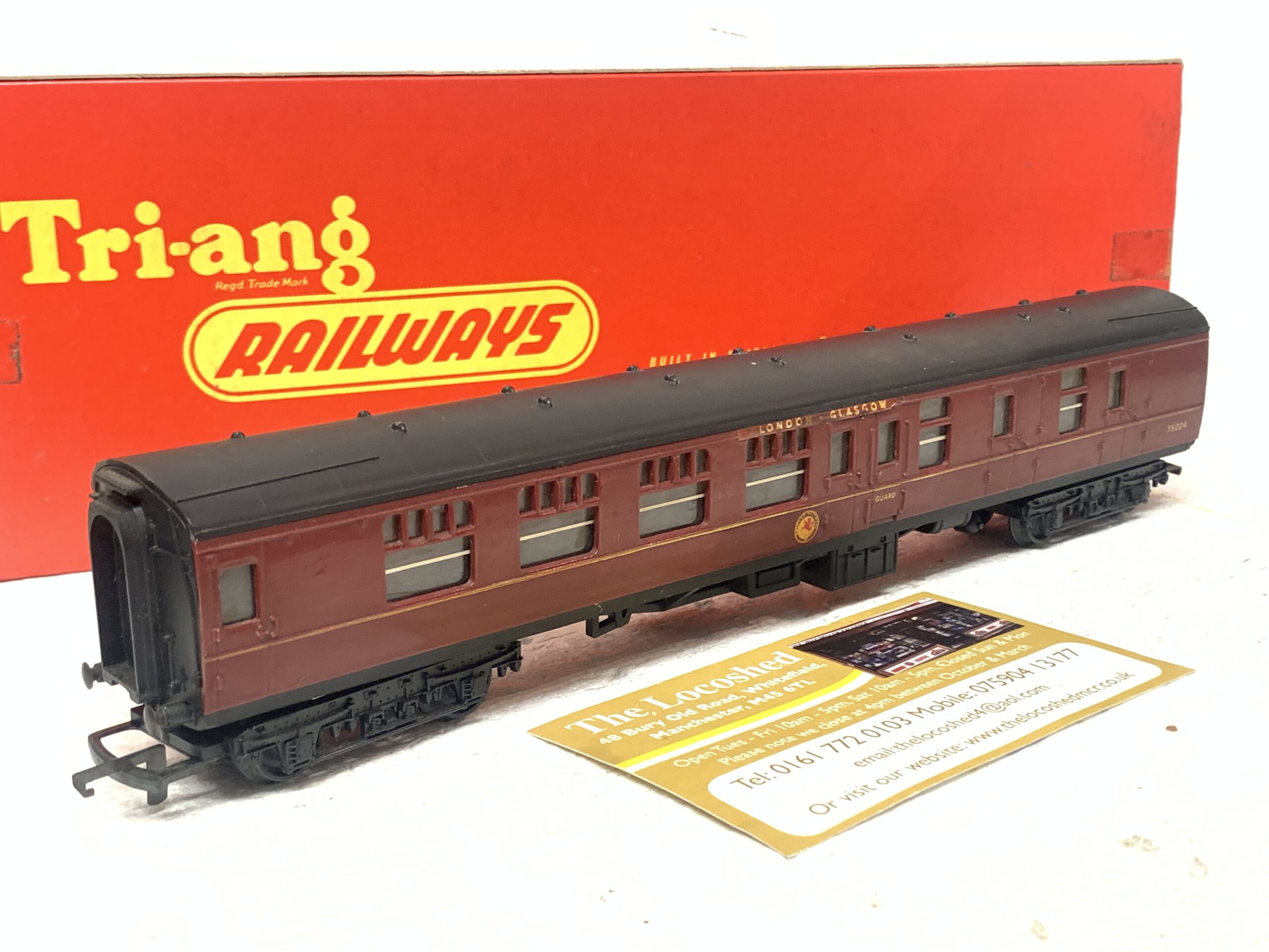 Triang R 425 Tri-ang Hornby R.423 Brake 2nd Class Coach Maroon with Seating - The ...