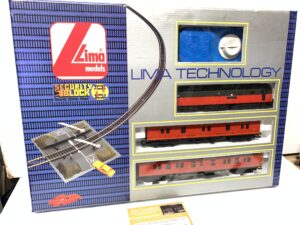 Lima 105110TW BR Postal Train Set Class 47 'The Gloucestor Regiment'