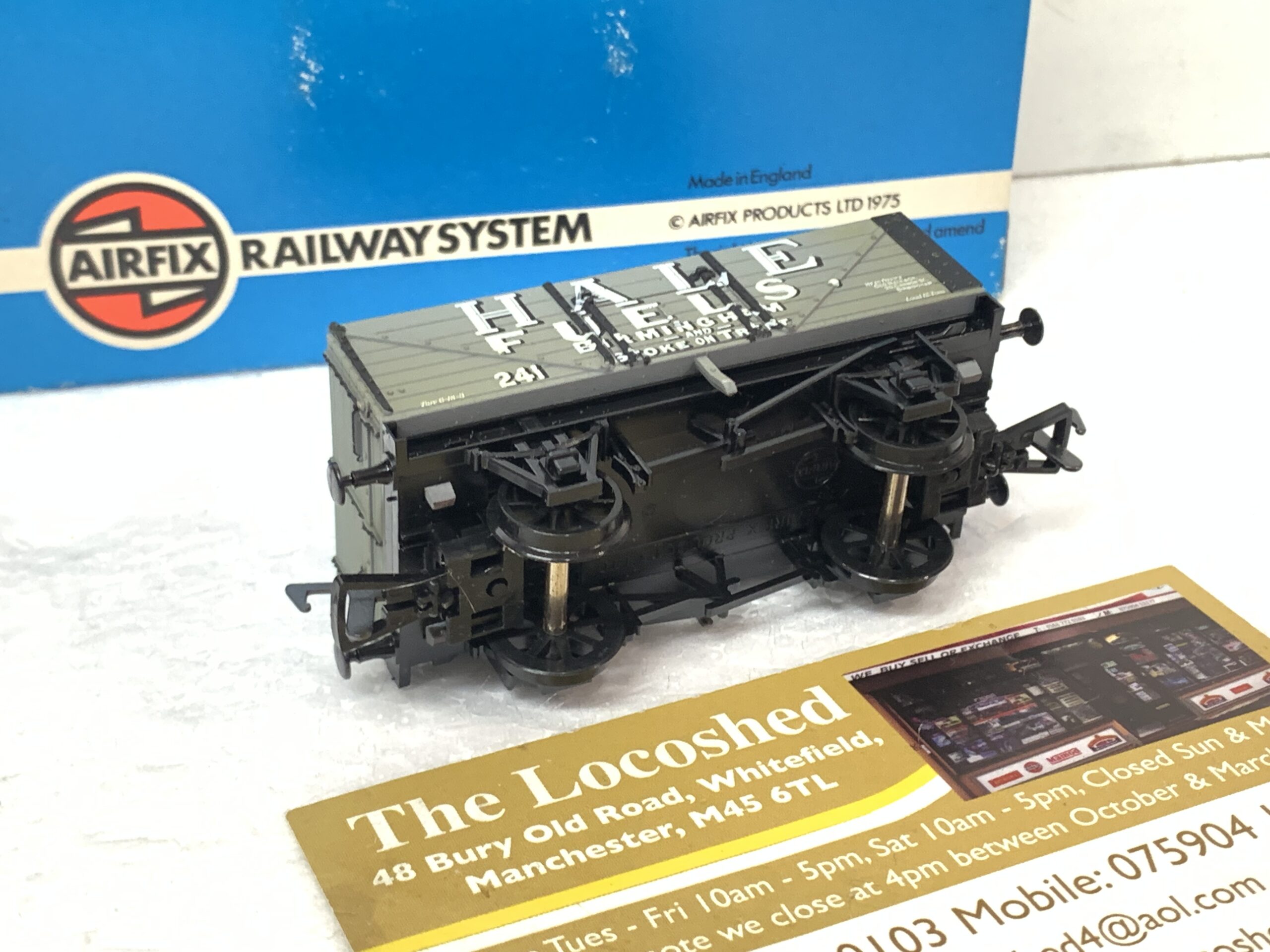 Airfix GMR 7-Plank Wagon ''Hale Fuels'' 54383-9 - Image 3