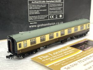 Graham Farish 374-818 Mk1 FO First Open Coach BR Chocolate & Cream (WR)
