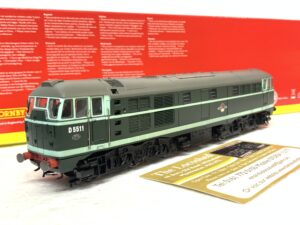 Hornby R2420A BR A1A-A1A Diesel Electric Locomotive Class 31 Locomotive 'D5511'