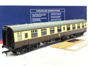 Bachmann 39-029C BR MK1 SK Coach Standard Corridor Chocolate & Cream