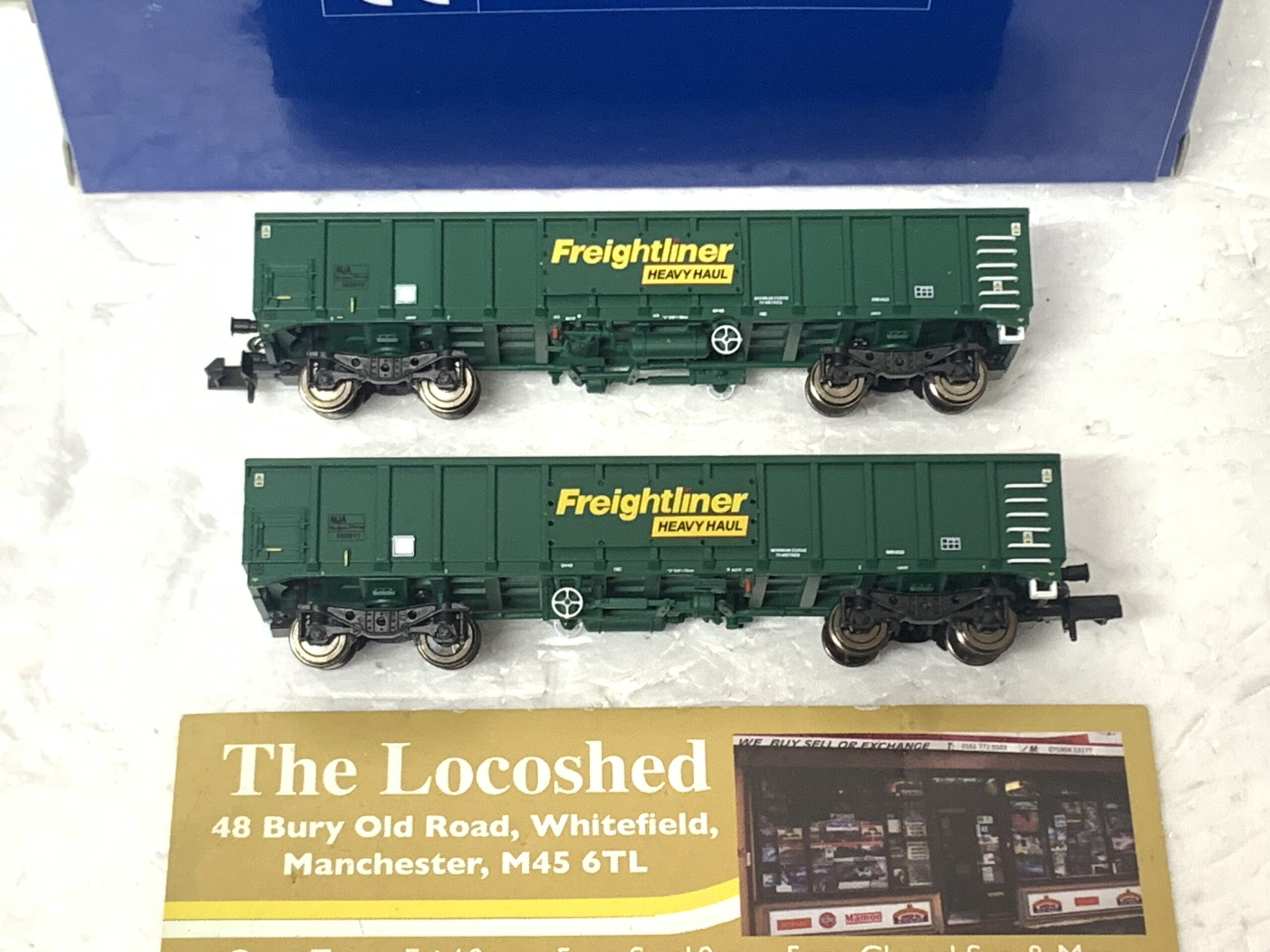 Dapol 2F-025-009 Freightliner Heavy Haul Bogie Box Van 502005 & 006 - Image 2