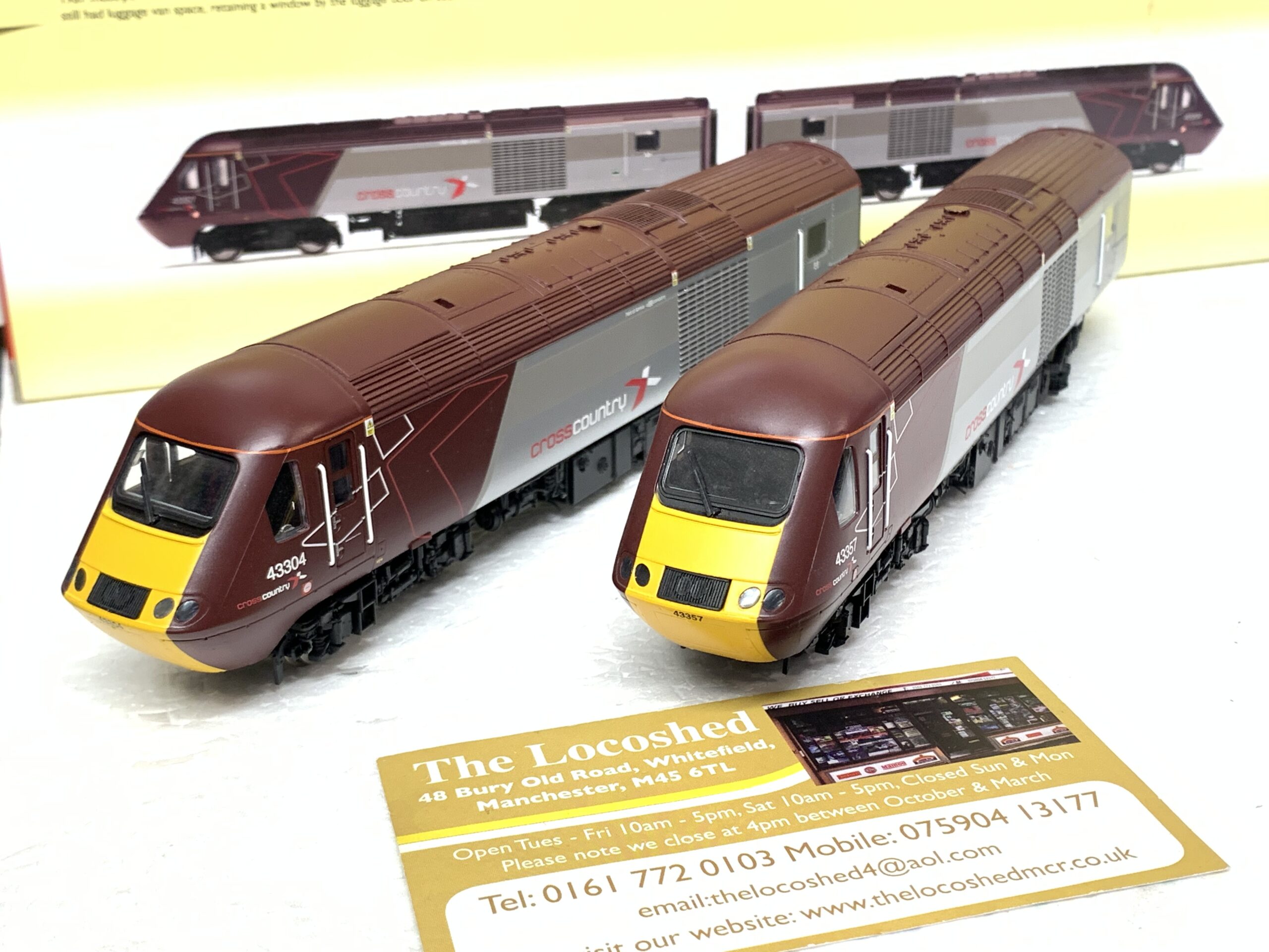 Hornby R3808 Arriva Cross Country Class 43 HST Train Pack