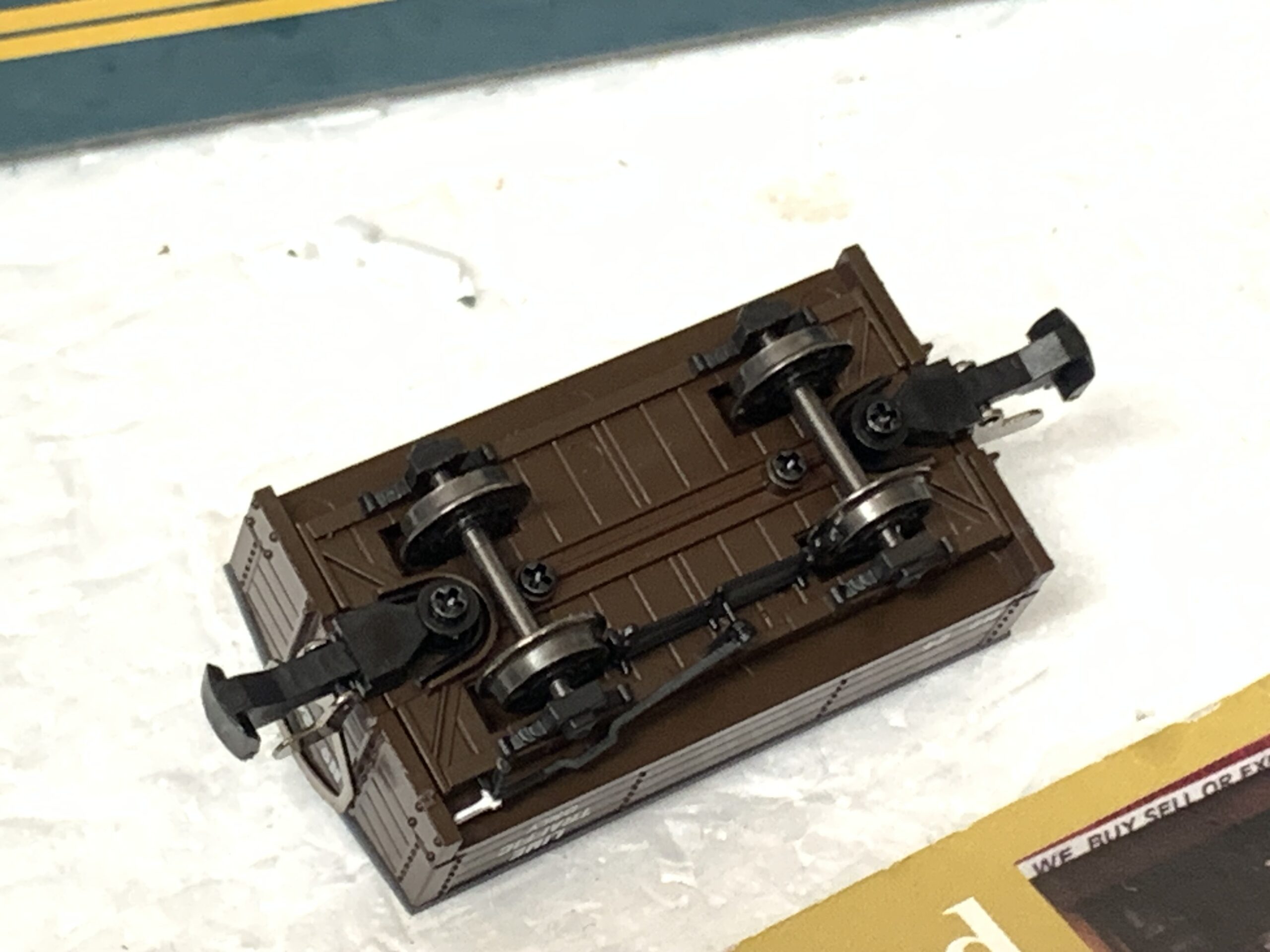 Rapido 009 All-Purpose Wagon Peaked-Roof Van Brown 'Lima' No.24 - Image 3