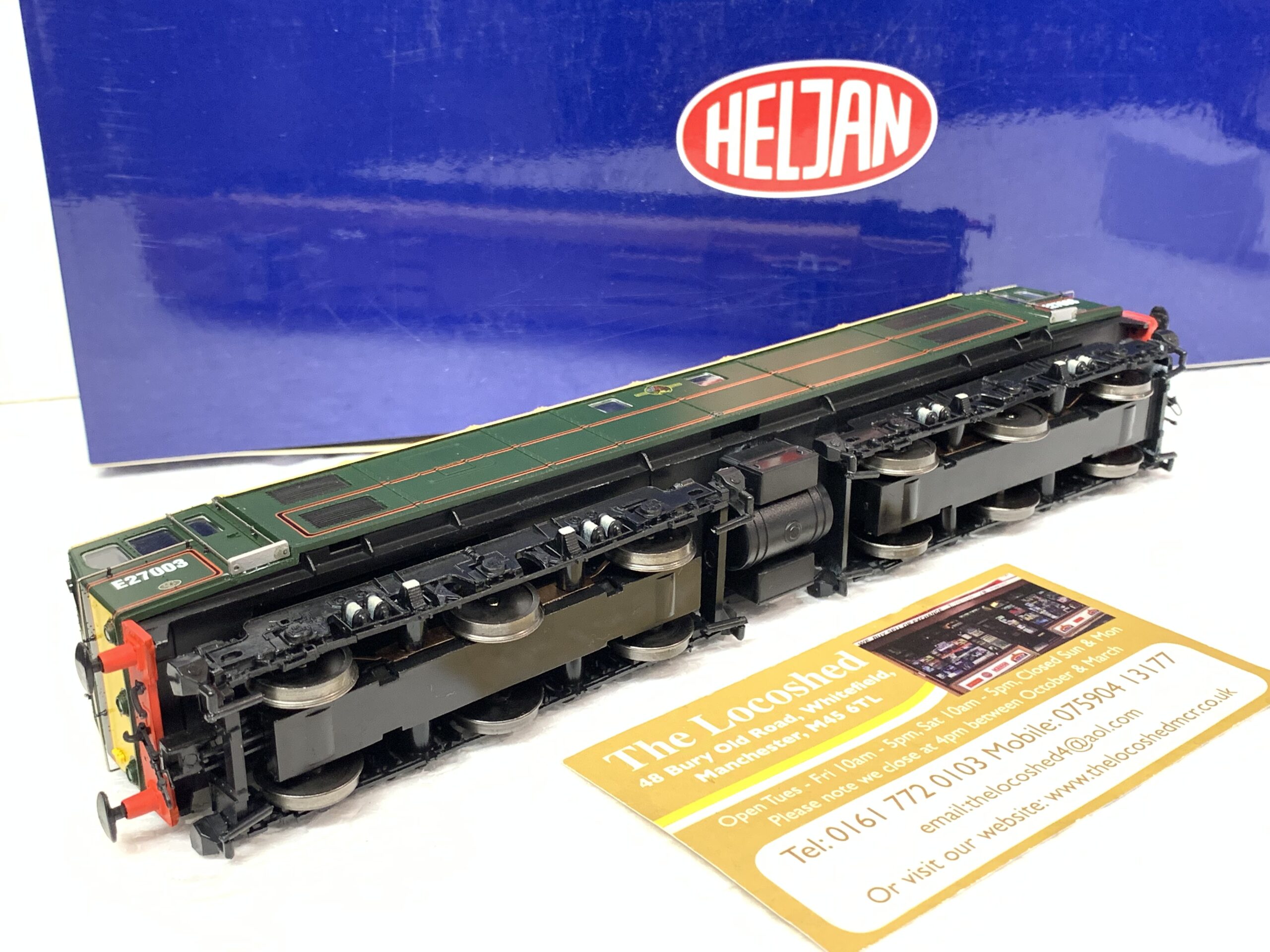 Heljan 77051 Class EM2 E27003 BR Lined Green with Half Yellow Panel - Image 3